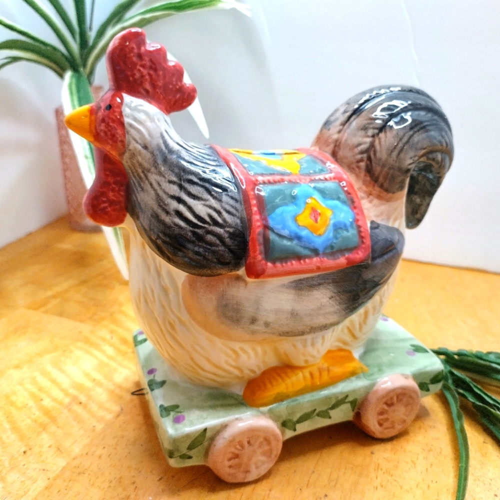 Vintage Ceramic Rooster Coin Bank